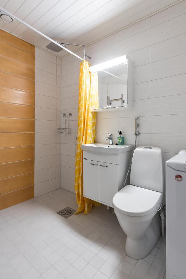 Family Home Vanamo โรวานิเอมิ ภายนอก รูปภาพ